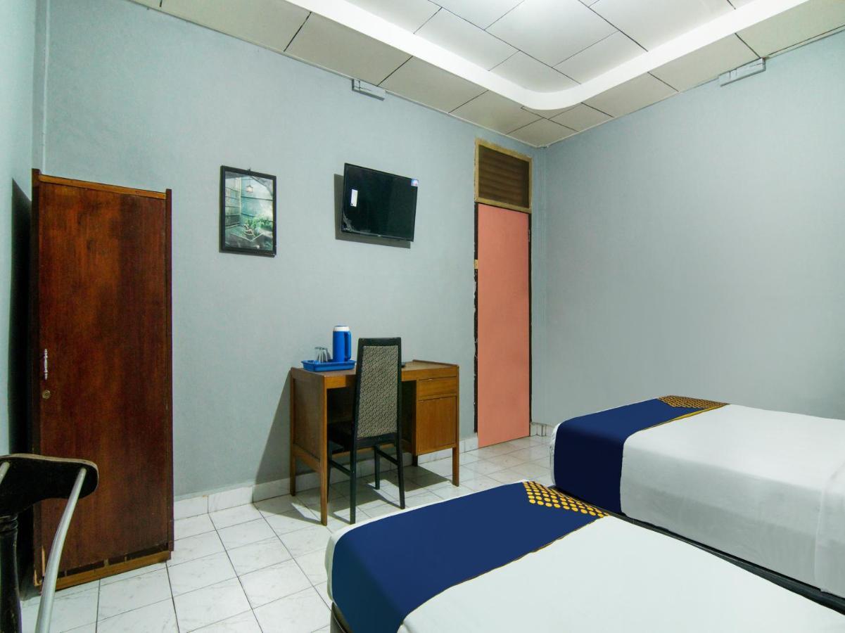 Oyo 2690 Hotel Tampan Pekanbaru Exterior photo