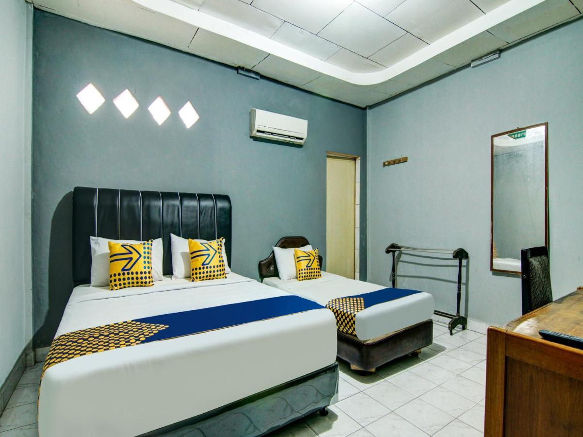 Oyo 2690 Hotel Tampan Pekanbaru Exterior photo